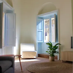https://civita-boutique.taorminaitalyhotels.com